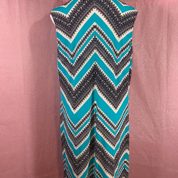 EUC En Focus Geometric Pattern Dress - Picture 3 of 4